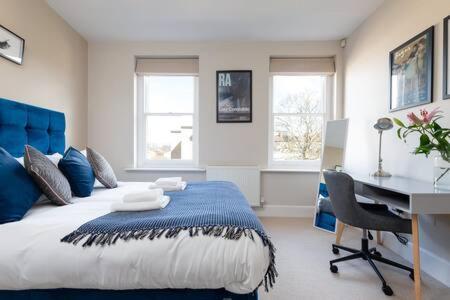 Central, Stunning 2 Bed Apartment With Parking! Cambridge  Esterno foto