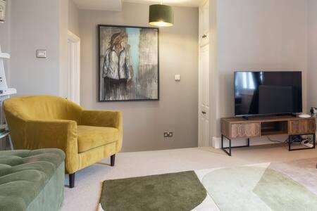 Central, Stunning 2 Bed Apartment With Parking! Cambridge  Esterno foto